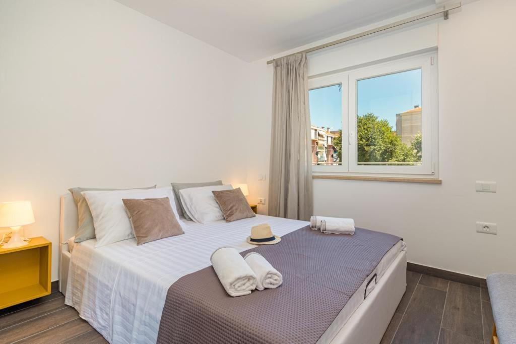 N&G New Apartment Stoja Beach プーラ エクステリア 写真